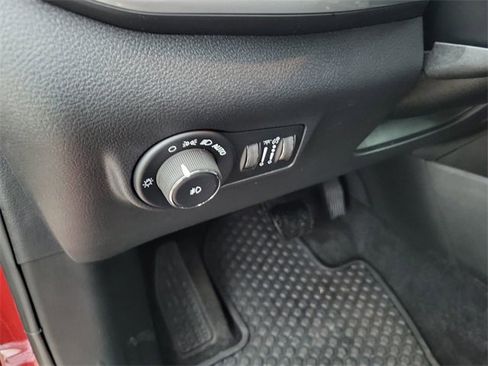 New 2026 Jeep Compass Latitude image 14