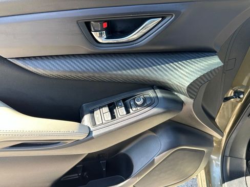 Used 2025 Subaru Ascent Premium image 23