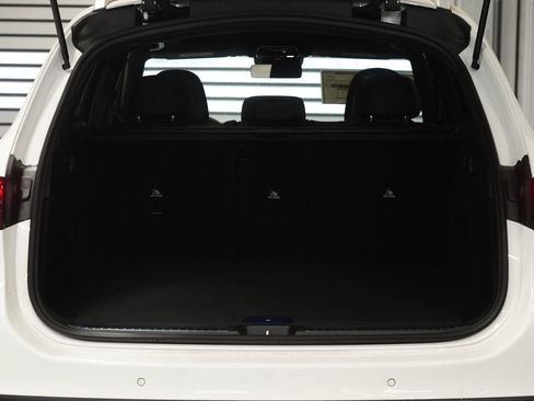 New 2026 Mercedes-Benz GLC 300 4MATIC image 33