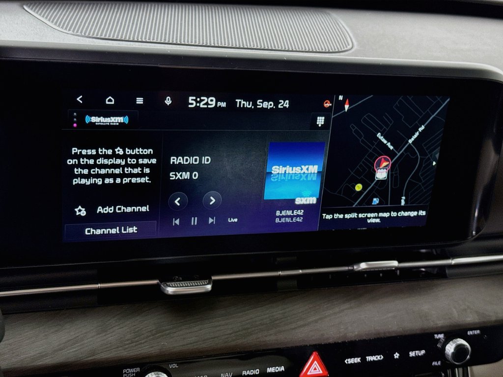 Used 2024 Kia Carnival SX FWD image 6