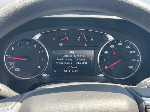 Used 2025 Chevrolet Blazer LT image 12