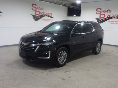 Used 2023 Chevrolet Traverse LT