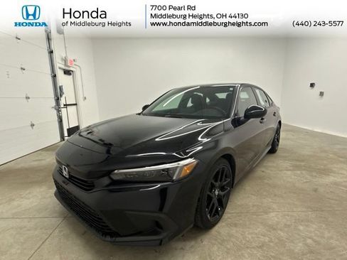 Used 2023 Honda Civic Sport image 1