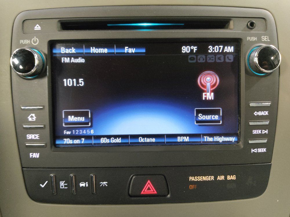 Used 2017 Chevrolet Traverse LS FWD image 25