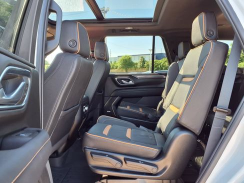 Used 2024 GMC Yukon AT4 w/ AT4 Premium Package AWD/4WD image 29