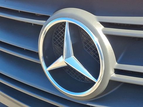 Used 2021 Mercedes-Benz Sprinter 2500 image 30