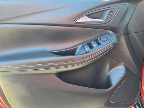 Used 2024 Buick Encore GX Sport Touring image 12