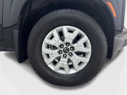 Used 2022 Nissan Frontier SV w/ Technology Package RWD image 50