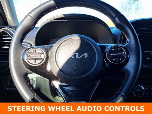 Used 2023 Kia Soul GT-Line w/ GT-Line Technology Package FWD image 10