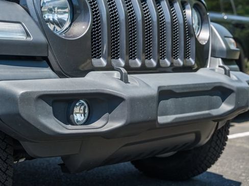 Used 2022 Jeep Wrangler Unlimited Sport AWD/4WD image 24