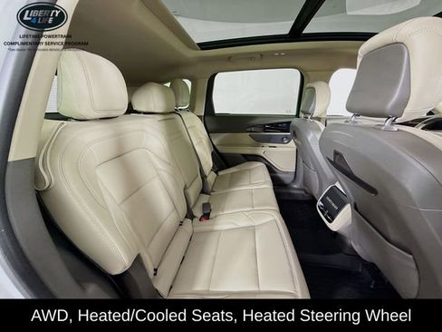 Used 2024 Lincoln Nautilus Premier w/ Equipment Group 102A image 29