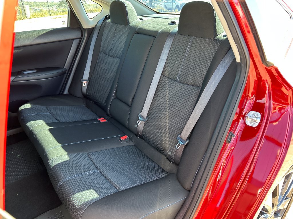Used 2018 Nissan Sentra SR FWD image 18