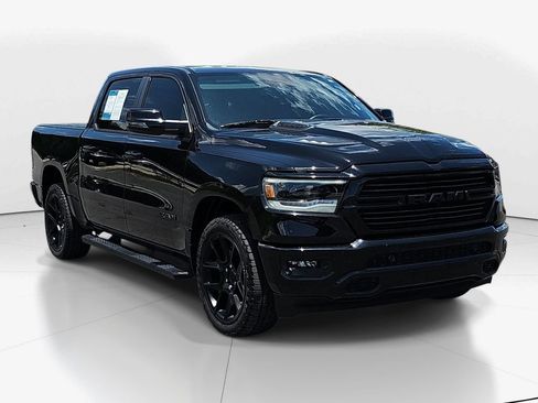 Used 2024 RAM 1500 Laramie AWD/4WD image 3