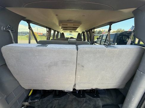 Used 2016 Chevrolet Express 3500 LT w/ LT Preferred Equipment Group image 15