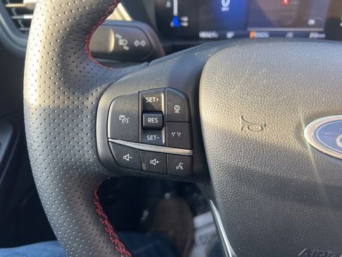 Used 2023 Ford Escape ST-Line w/ Tech Pack #1 image 19