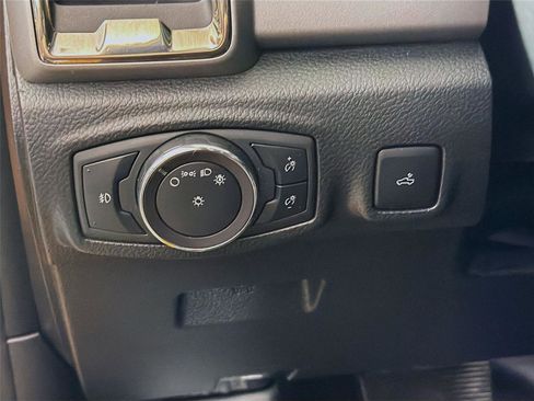 Used 2021 Ford Ranger XLT w/ Technology Package AWD/4WD image 17