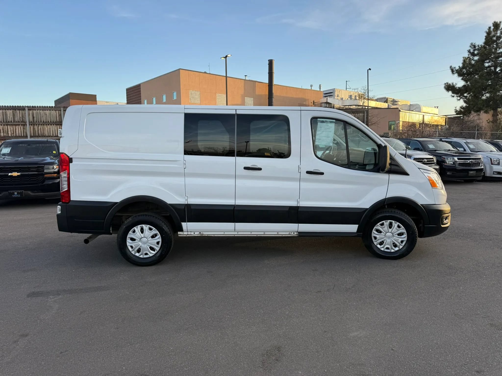 Used 2021 Ford Transit 250 Low Roof w/ Exterior Upgrade Package RWD image 8
