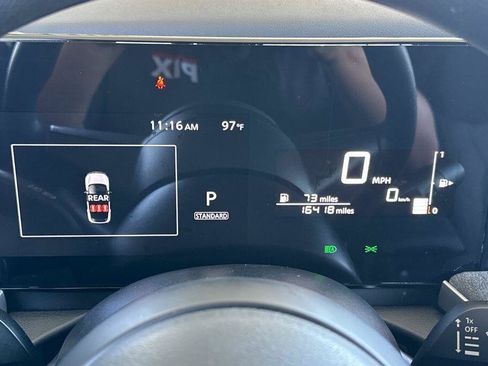 Used 2025 Nissan Kicks SV AWD/4WD image 24