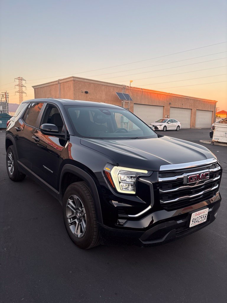 Used 2026 GMC Terrain Elevation AWD/4WD image 3