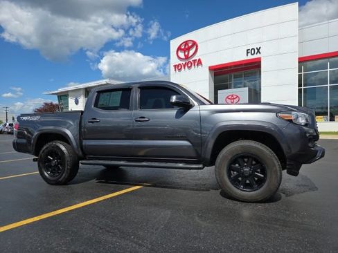 Used 2021 Toyota Tacoma TRD Sport w/ Technology Package AWD/4WD image 1