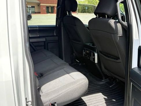 Used 2019 Ford F150 XLT w/ Equipment Group 302A Luxury AWD/4WD image 14