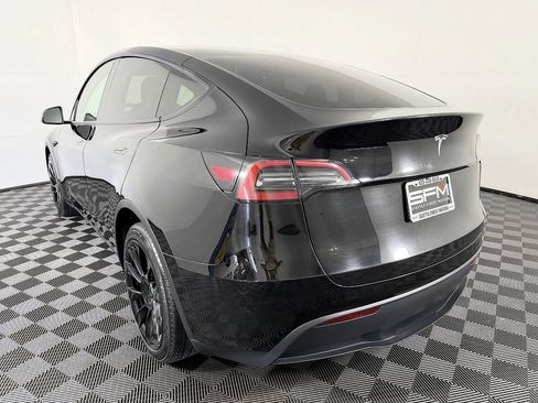 Used 2023 Tesla Model Y Long Range AWD/4WD image 13