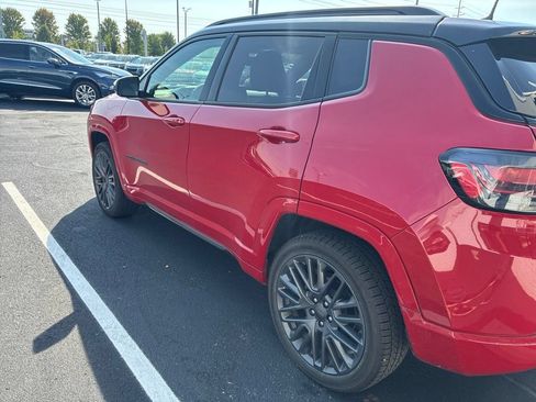 Used 2023 Jeep Compass High Altitude AWD/4WD image 8