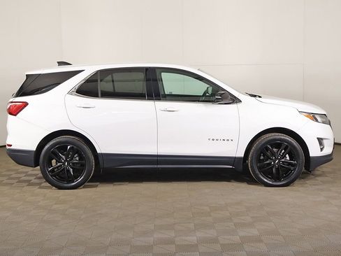 Used 2020 Chevrolet Equinox LT w/ Sport Edition image 18