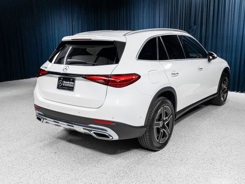 Certified 2026 Mercedes-Benz GLC 300 image 4