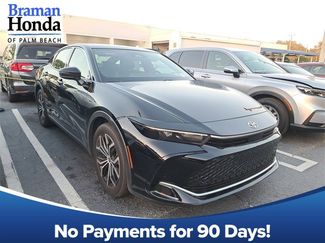 Used 2023 Toyota Crown Limited video 1