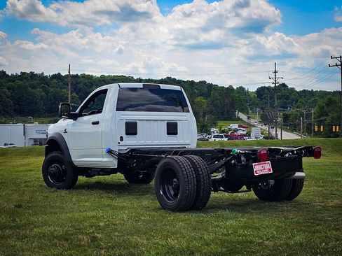 New 2026 RAM 5500 Tradesman AWD/4WD image 5