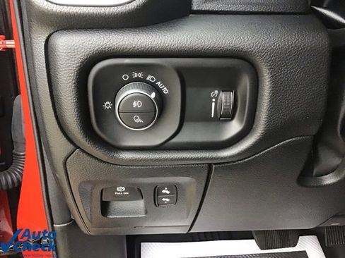 Used 2022 RAM 1500 Big Horn image 34