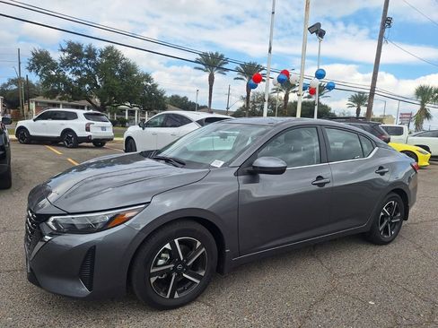 New 2025 Nissan Sentra SV image 9