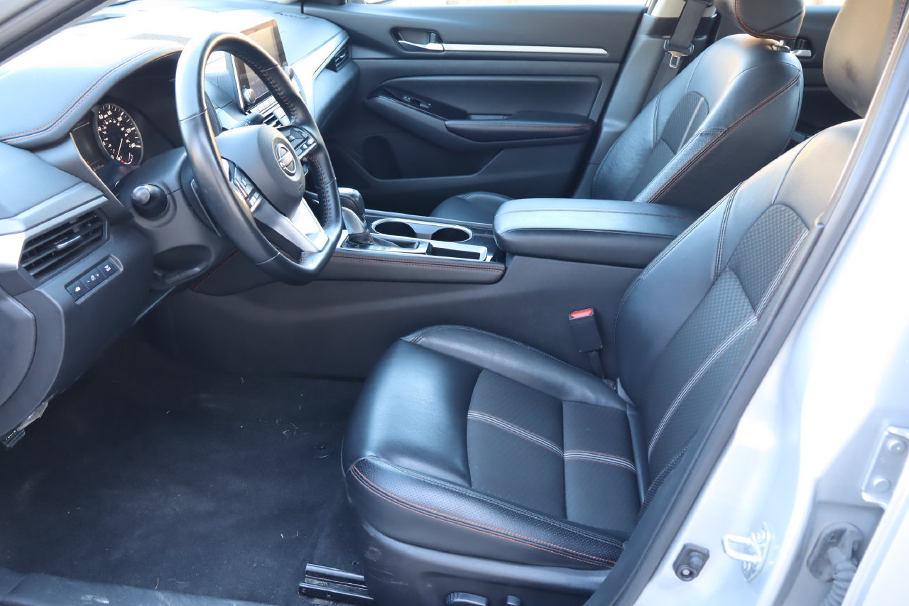 Used 2025 Nissan Altima 2.5 SR FWD image 15