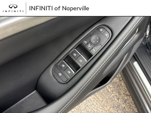 New 2026 INFINITI QX60 Luxe image 11