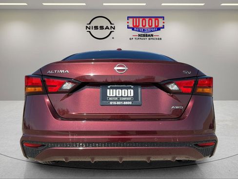 Certified 2024 Nissan Altima 2.5 SV AWD/4WD image 3