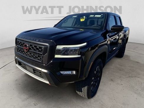 Used 2023 Nissan Frontier PRO-4X w/ Pro Convenience Package image 1