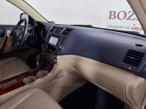 Used 2013 Toyota Highlander Limited FWD image 37