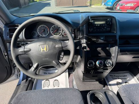 Used 2005 Honda CR-V LX image 15
