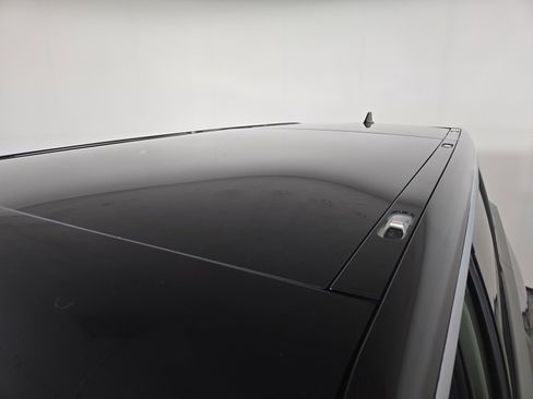 Used 2022 Rivian R1S Launch Edition image 13