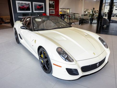 Used 2011 Ferrari 599 SA Aperta image 8