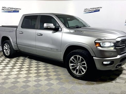 Used 2022 RAM 1500 Laramie w/ Laramie Southwest Edition image 3