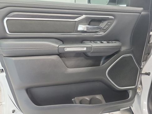 Used 2023 RAM 1500 Laramie AWD/4WD image 34