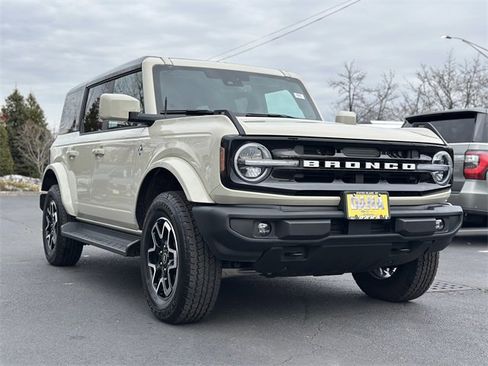 Certified 2025 Ford Bronco Outer Banks image 48