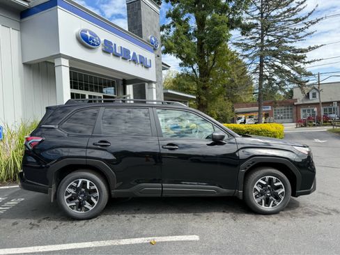 New 2026 Subaru Forester Premium image 3