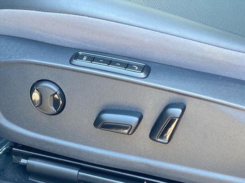 Certified 2023 Volkswagen ID.4 Pro S AWD/4WD image 13
