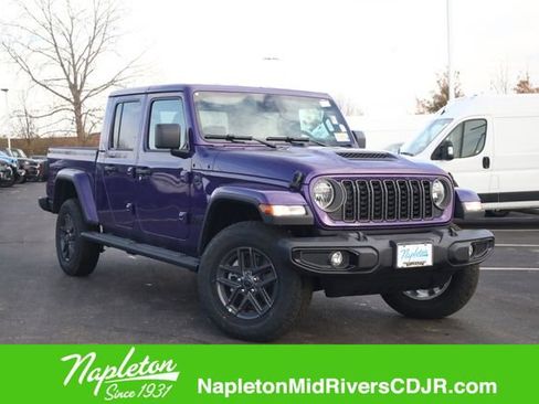 New 2026 Jeep Gladiator Sport AWD/4WD image 1