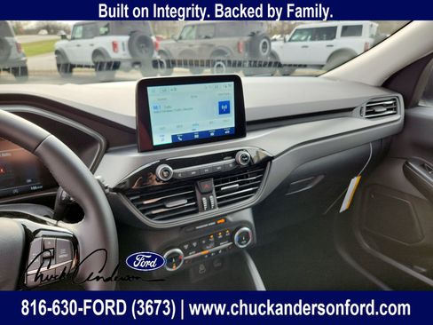 New 2026 Ford Escape Active w/ Cold Weather Package AWD/4WD image 18