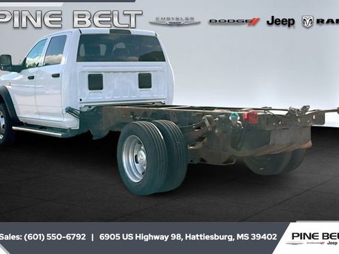 Used 2023 RAM 5500 Tradesman w/ Chrome Appearance Group image 2