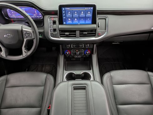 Used 2023 Chevrolet Tahoe Z71 w/ Luxury Package image 12